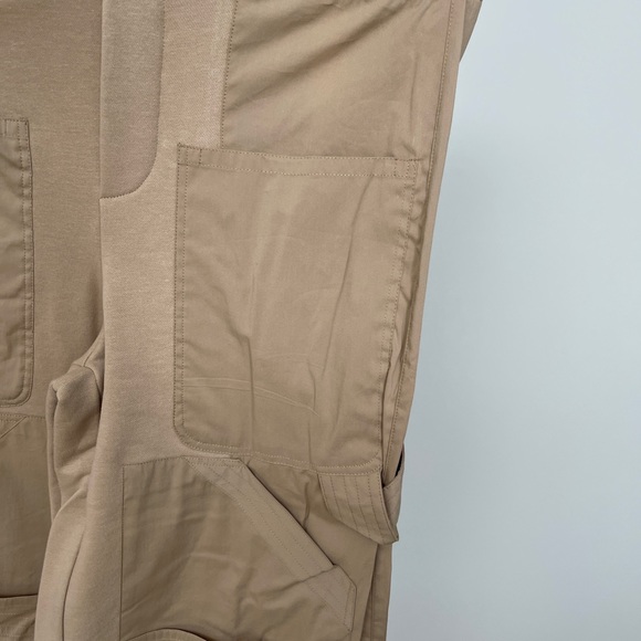 MVP WARDROBE
COTTON CANDY SWEATSHIRT/PANTS set - Picture 9 of 12